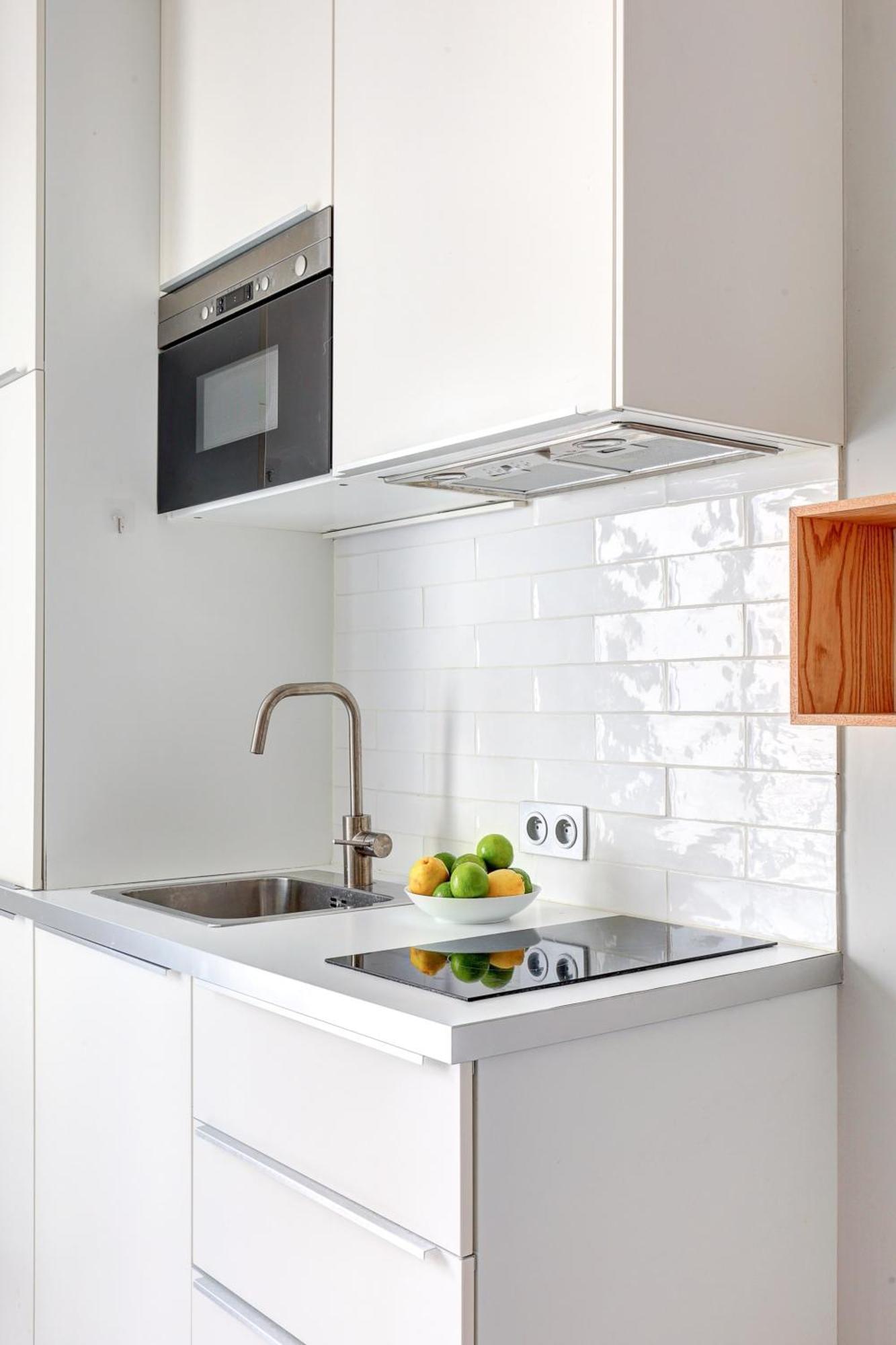 Eiffel Tower & 7th Arrondissement - Cityapartmentstay Apartment